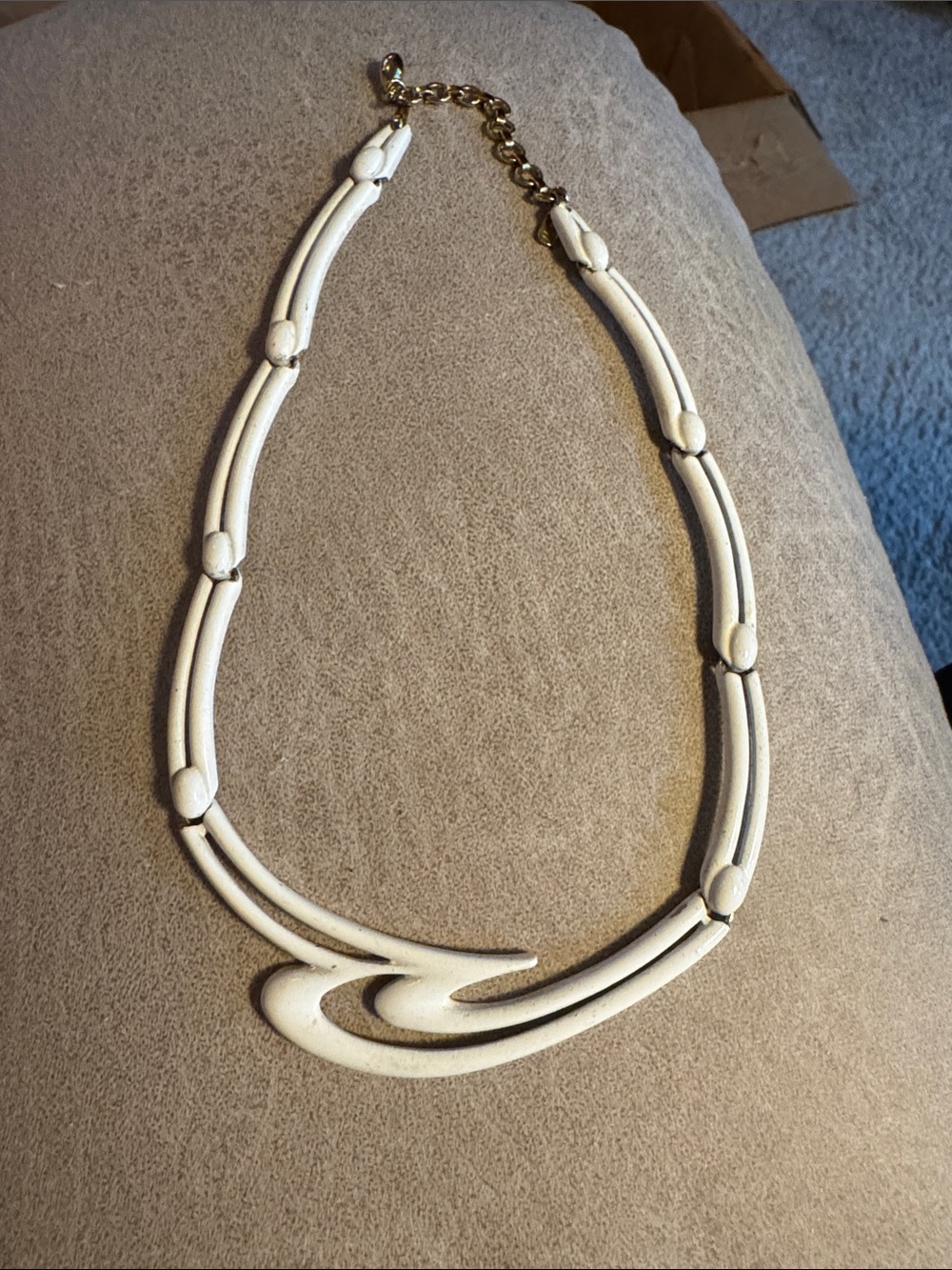 SOLDVintage Monet White Cream Enamel Choker Necklace GUC Signed